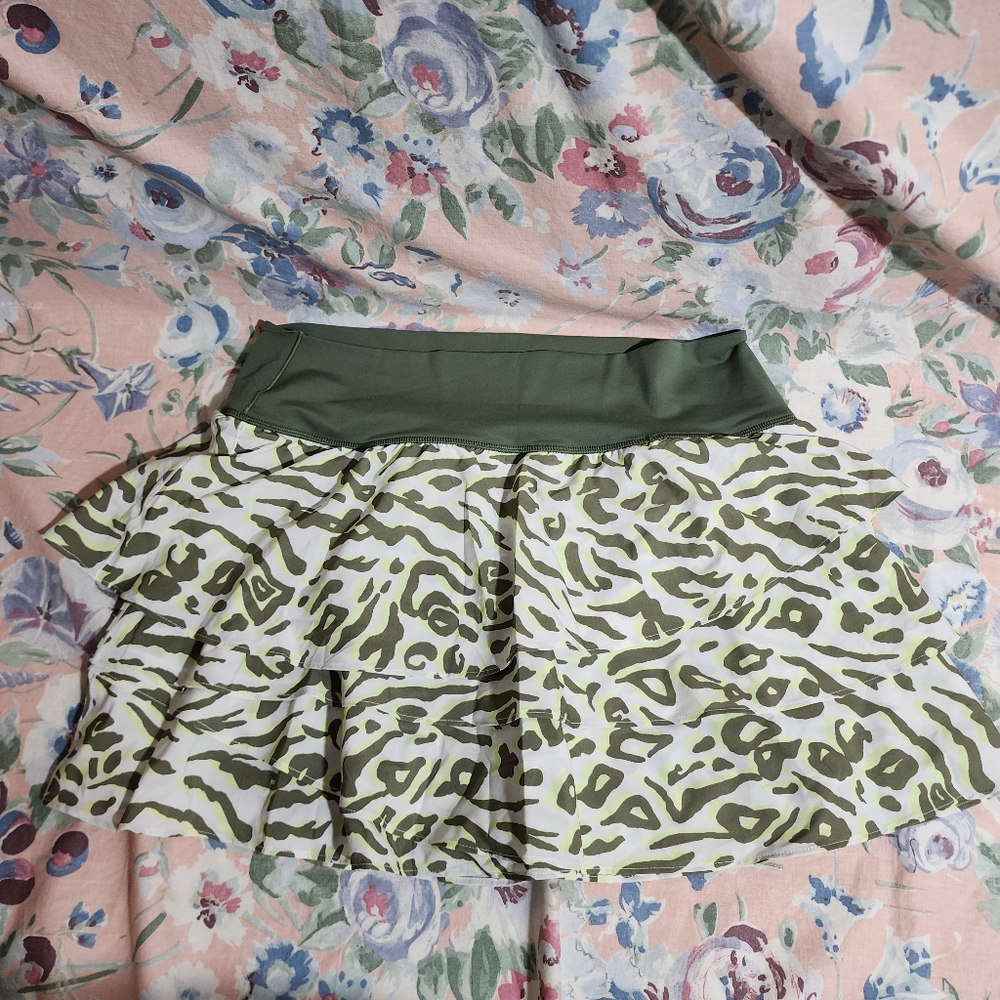 OFFLINE By Aerie Maggie Ruffle Tenis Skirt Olive Green Leopard size xl x-large